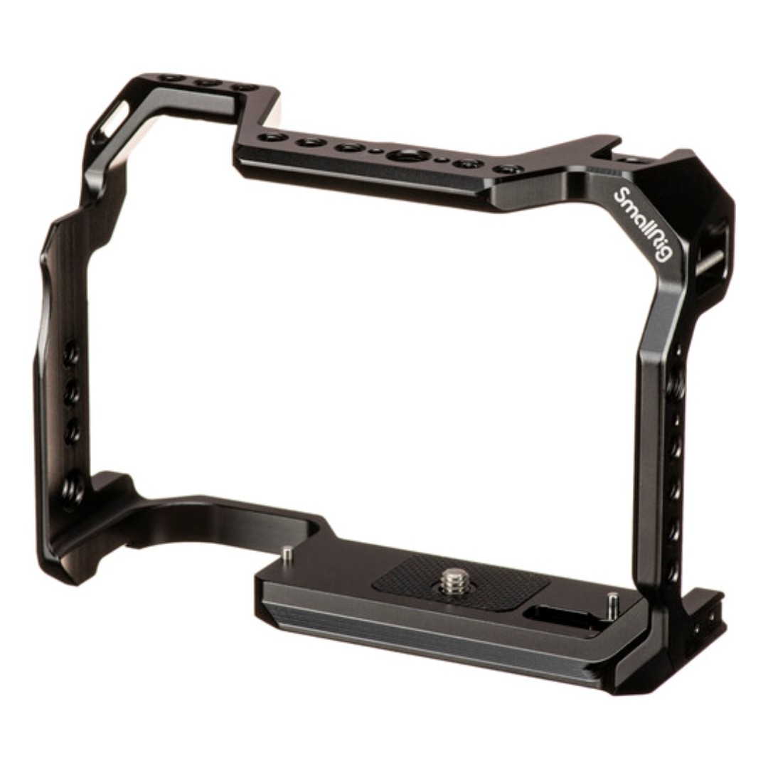 SmallRig-Camera-Cage-for-Canon-EOS-R5-C-R5-and-R6-02 کیج اسمال ریگ SmallRig Camera Cage for Canon EOS R5 C, R5, and R6 - Image 1