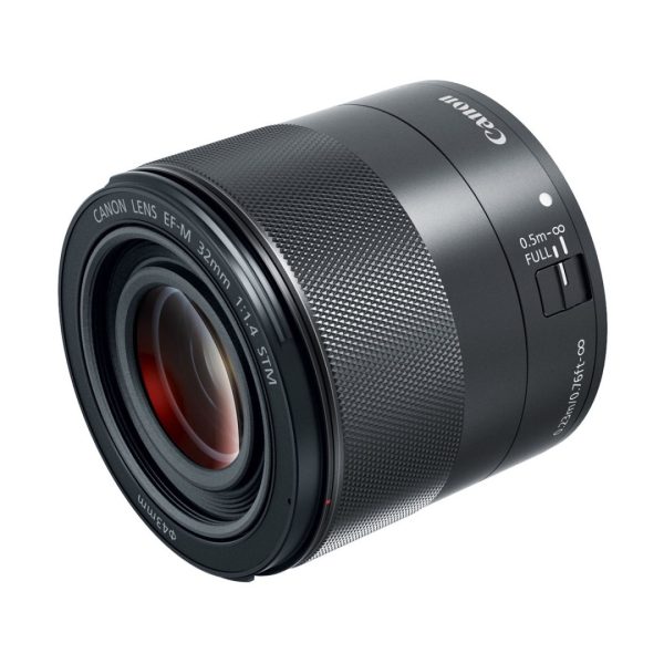 Canon EF M 32mm f1.4 STM Lens 02