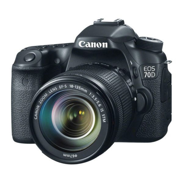 Canon EOS 70D Kit with 18 135mm IS STM 01