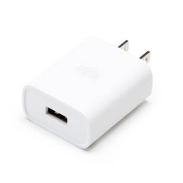 DJI 18 W USB Charger 01