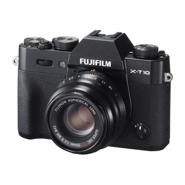 FUJIFILM XF 35mm f2 R WR Lens Black 01