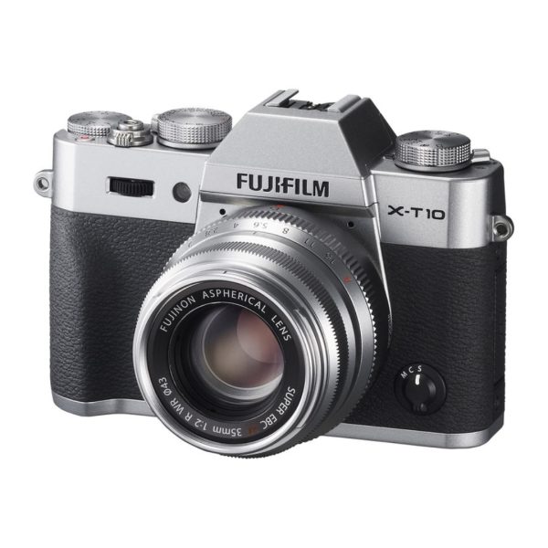 FUJIFILM XF 35mm f2 R WR Lens Silver 02
