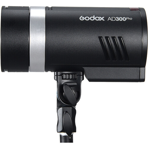Godox AD300pro Outdoor Flash 02