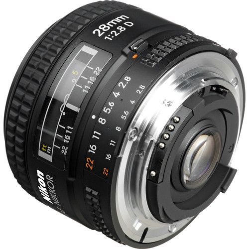 Nikon AF NIKKOR 28mm f2.8D Lens 02