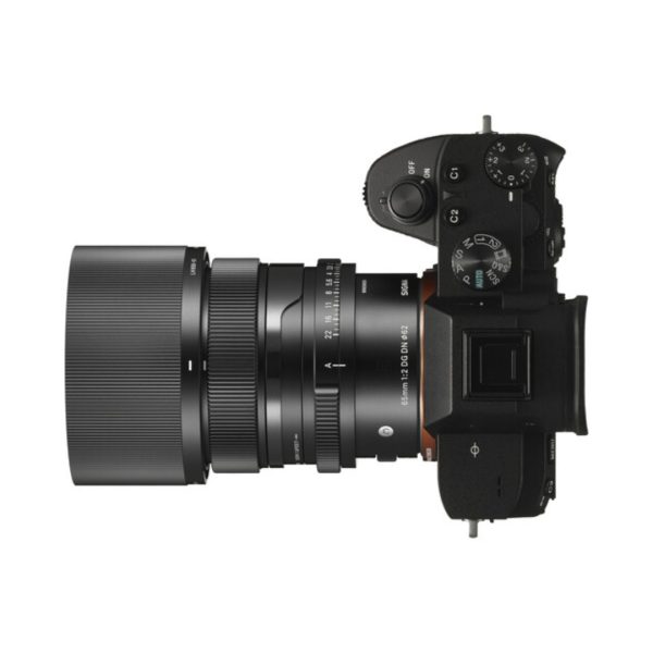 Sigma 65mm f2 DG DN Contemporary Lens for Sony E 02
