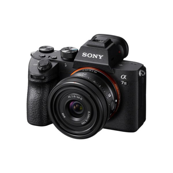 Sony FE 24mm f2.8 G Lens 04